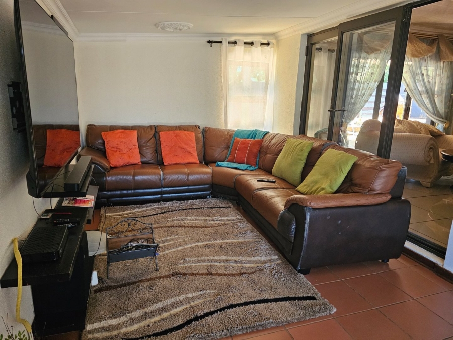 3 Bedroom Property for Sale in Uitsig Free State